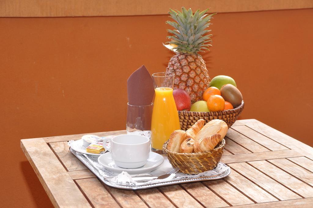 Appart Hotel Lou Castelet Carros Luaran gambar